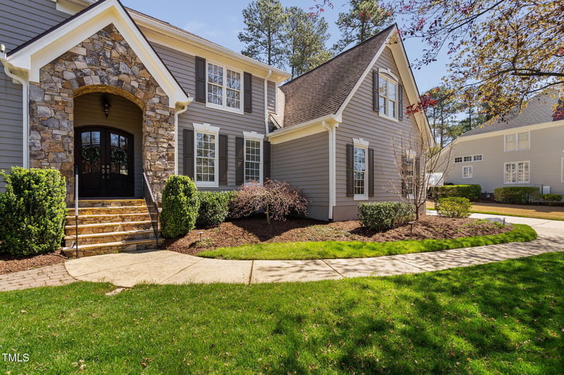 102 Kamprath Pl, Cary, NC 27519