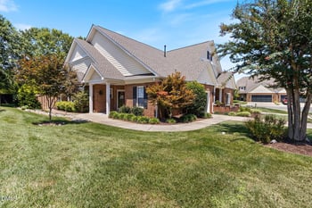 102 Kestrel Ct, Mebane, NC 27302