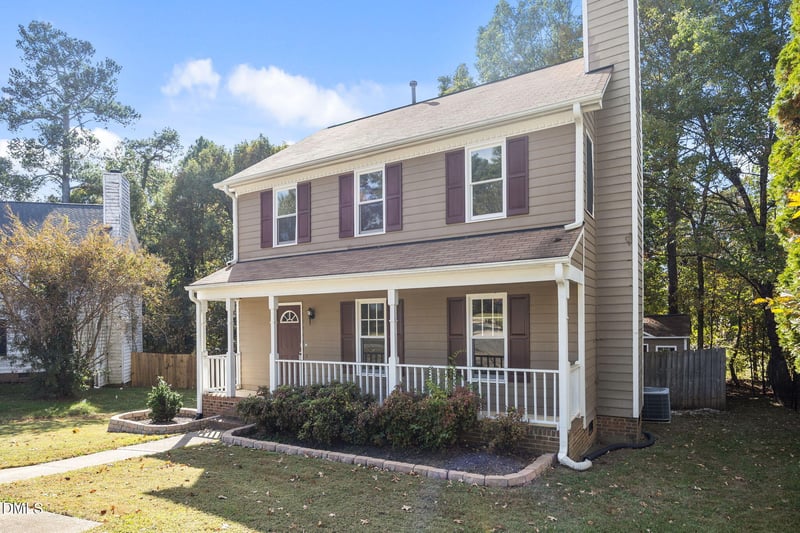 102 Korbel Pl, Cary, NC 27513