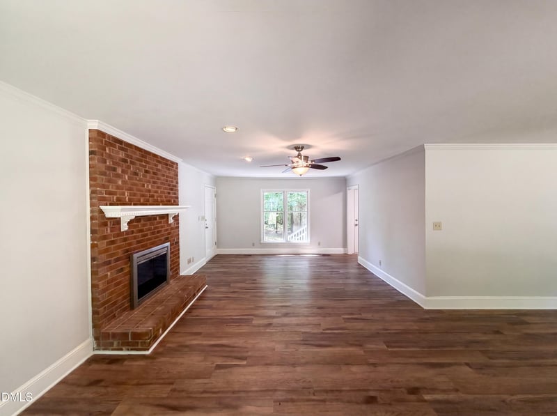 102 Lakeside Farm Rd, Zebulon, NC 27597