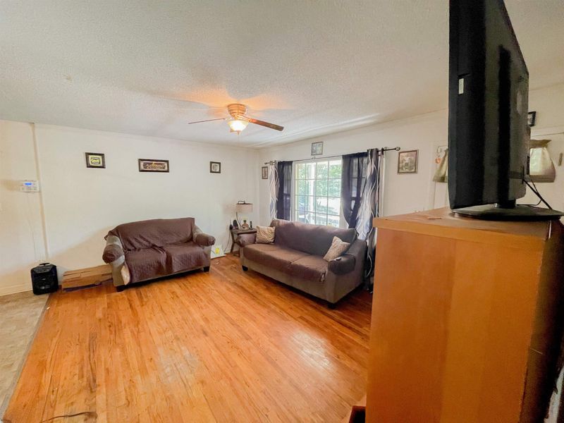 102 Lee St, Wendell, NC 27591