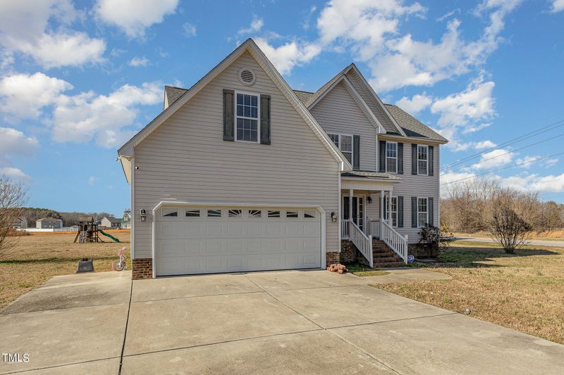 102 Lee Trace Dr, Smithfield, NC 27577