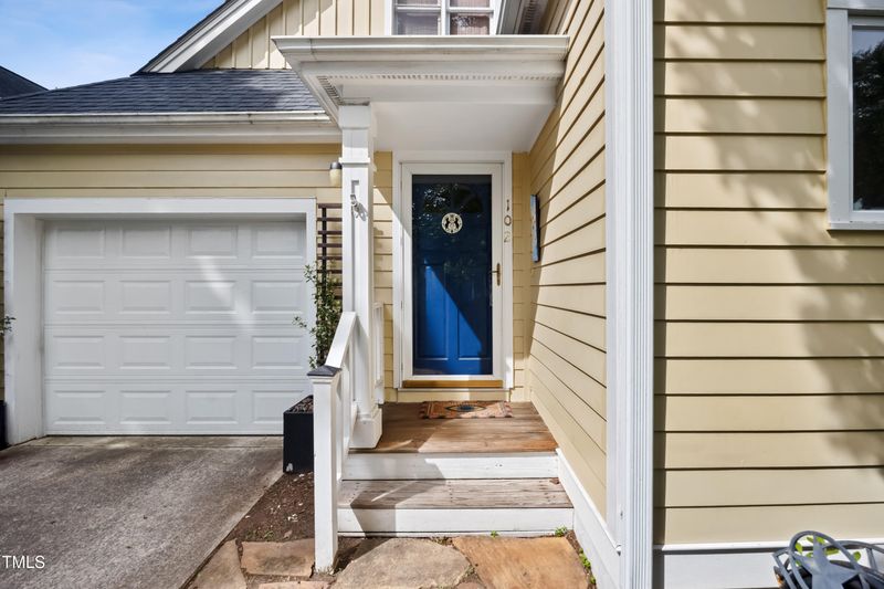 102 Legacy Ln, Durham, NC 27713