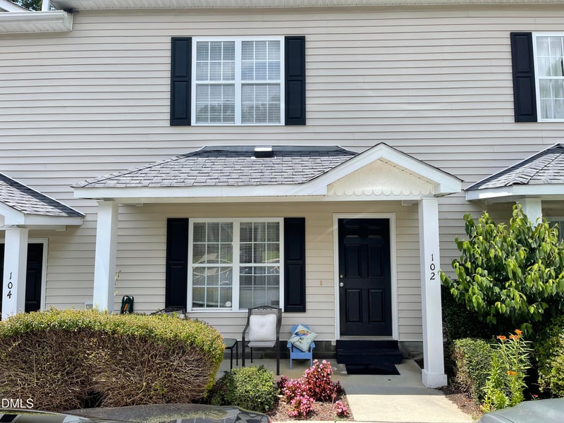 102 Licorice Dr, Apex, NC 27502