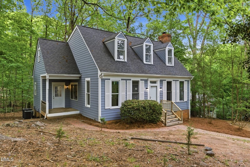 102 Markham Dr, Chapel Hill, NC 27514