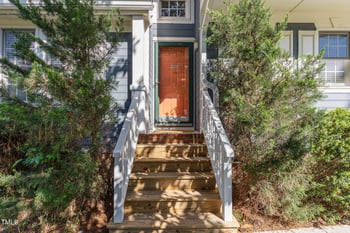 102 Martins Point Pl, Cary, NC 27519