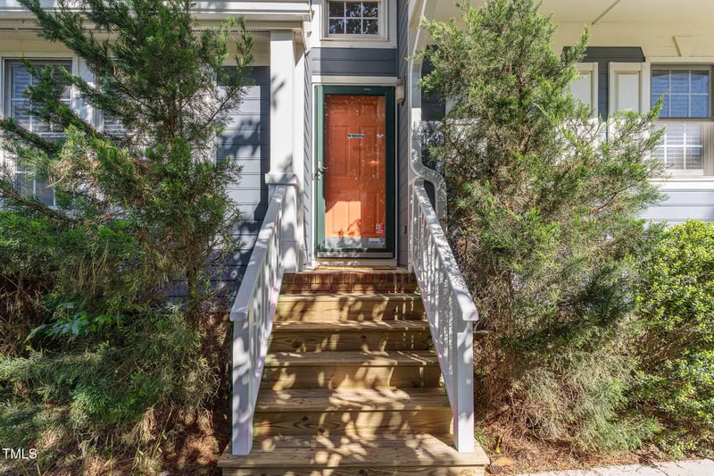 102 Martins Point Pl, Cary, NC 27519