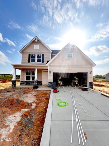 102 Maverick Ln, Dunn, NC 28334