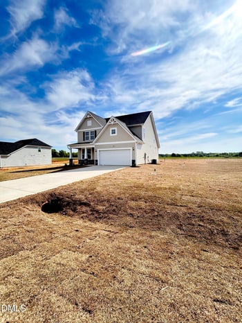 102 Maverick Ln, Dunn, NC 28334