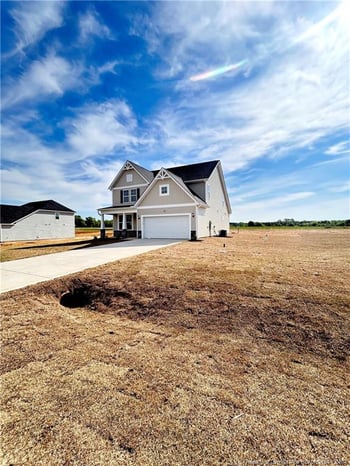 102 Maverick Ln, Dunn, NC 28334