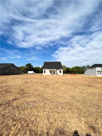 102 Maverick Ln, Dunn, NC 28334