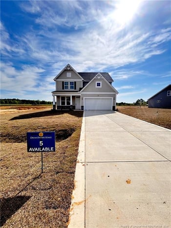 102 Maverick Ln, Dunn, NC 28334