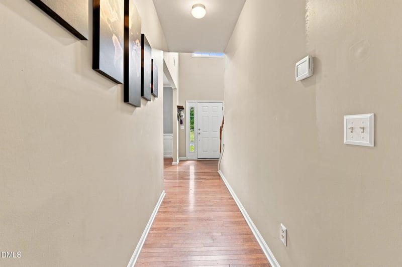 102 Minnifer Ct, Apex, NC 27539