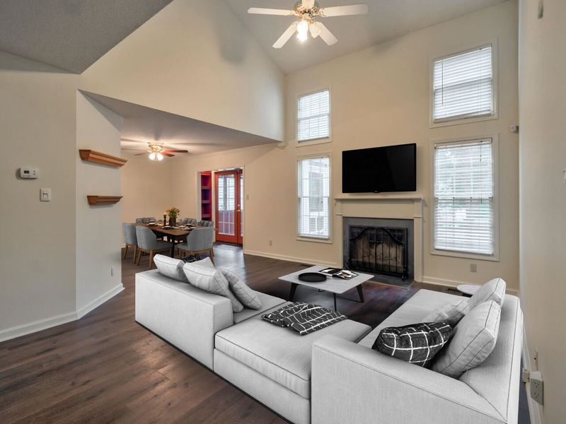 102 Morgans Corner Rn, Cary, NC 27519