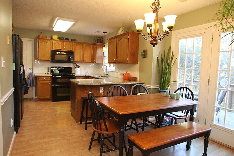 102 Muses Ct, Cary, NC 27513