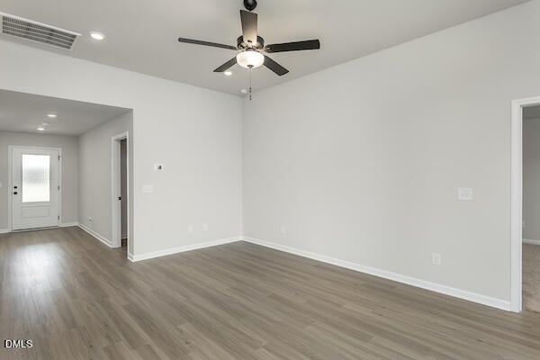102 Neuse Hollow Ct, Clayton, NC 27527