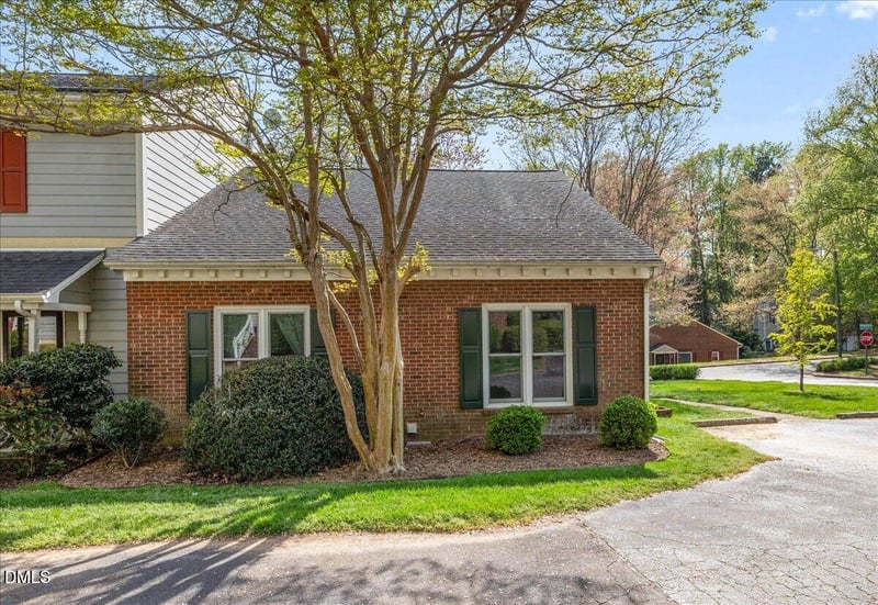 102 New Britain Ct, Cary, NC 27511