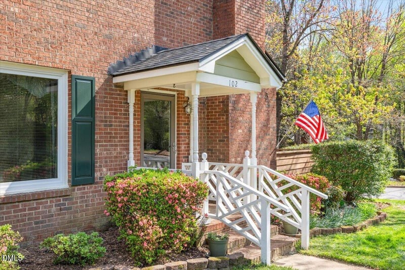 102 New Britain Ct, Cary, NC 27511