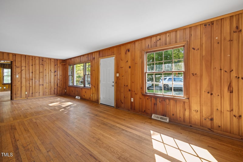 102 Noble St, Chapel Hill, NC 27516