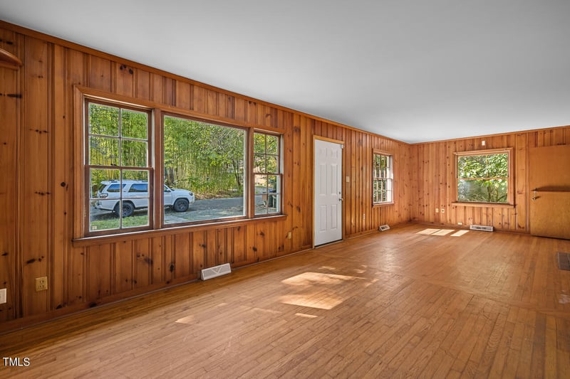 102 Noble St, Chapel Hill, NC 27516