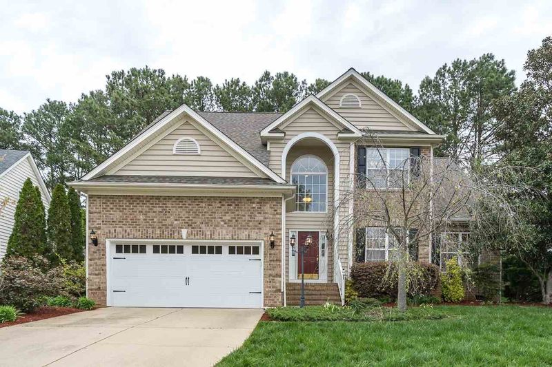 102 Old Bridge Ln, Cary, NC 27518