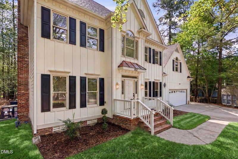 102 Paper Chase Ct, Cary, NC 27519