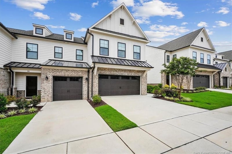 102 Paperwhite Pl #225, Clayton, NC 27527