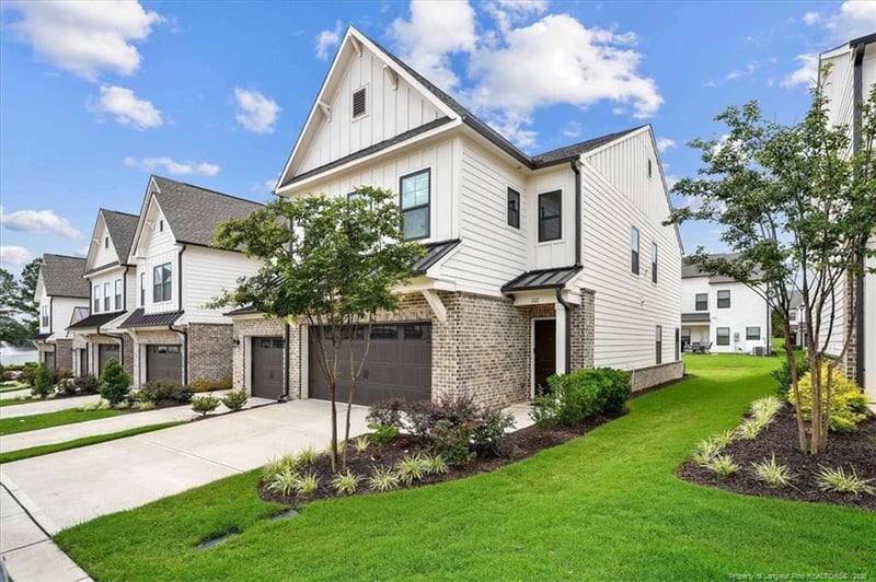 102 Paperwhite Pl #225, Clayton, NC 27527