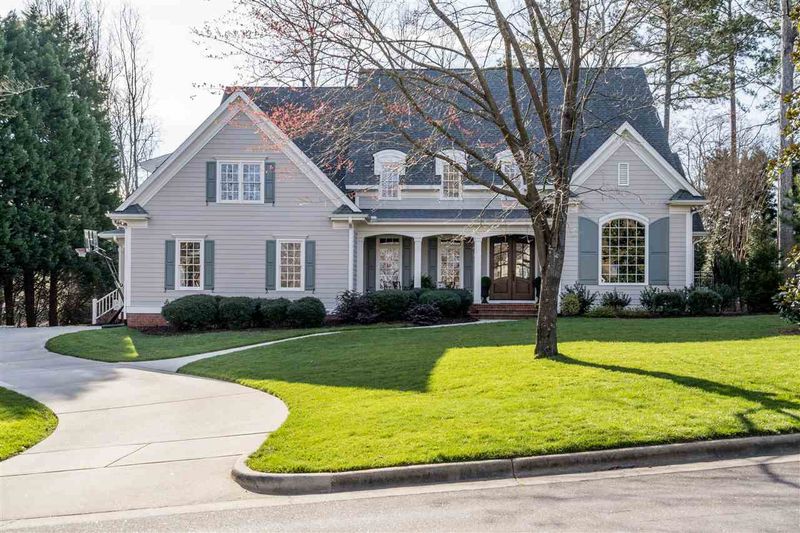 102 Parchment Ct, Cary, NC 27518