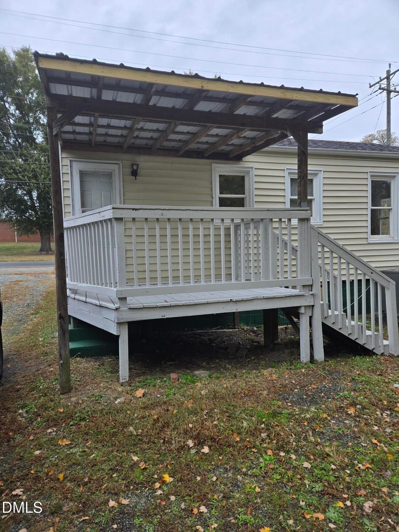 102 W Parker St, Graham, NC 27253