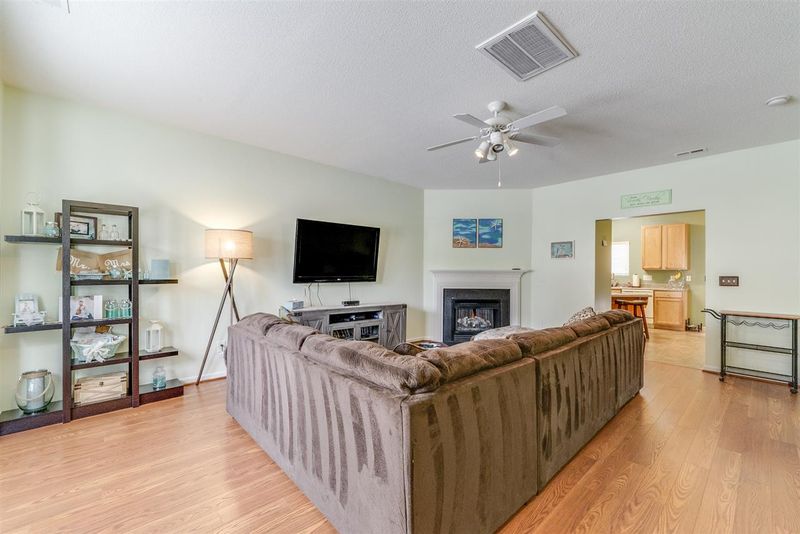 102 Parkerson Ln, Apex, NC 27502