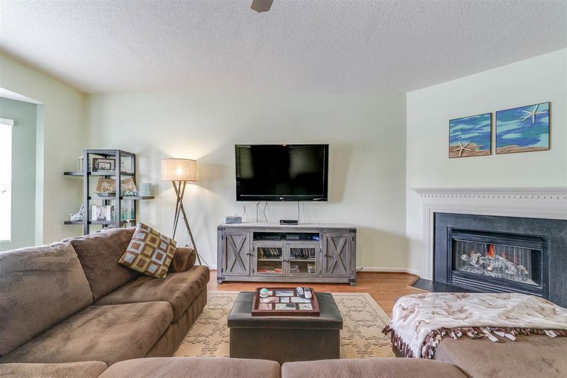 102 Parkerson Ln, Apex, NC 27502