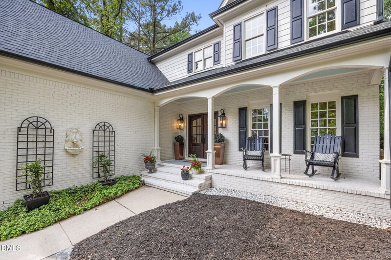 102 Parkgrove Ct, Cary, NC 27519