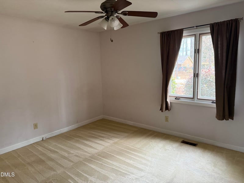 102 Pebblebrook Dr, Knightdale, NC 27545