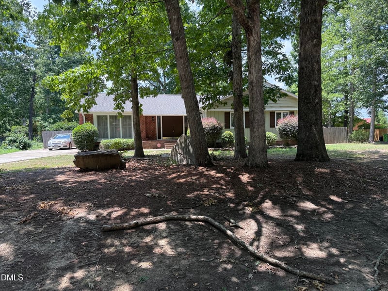 102 Pebblebrook Dr, Knightdale, NC 27545