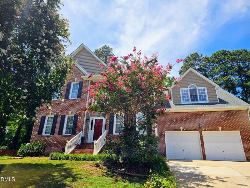 102 Pine Stroll Dr, Cary, NC 27519