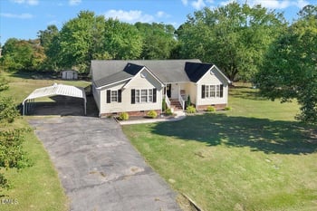 102 Pine Tree Ln, Four Oaks, NC 27524