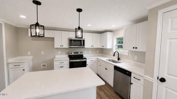102 Pineview Dr, Louisburg, NC 27549