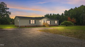 102 Pineview Dr, Louisburg, NC 27549