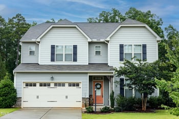 102 Porcenna Ln, Clayton, NC 27527