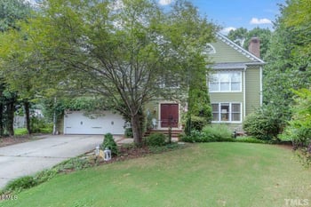 102 Powder Mill Ct, Cary, NC 27518