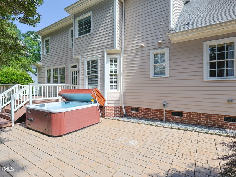 102 Preston Pines Dr, Cary, NC 27513