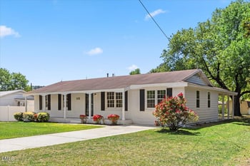 102 Queen Guenevere Trl, Garner, NC 27529