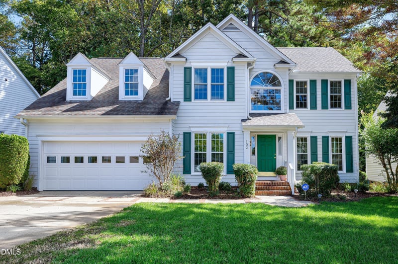 102 Ravenstone Dr, Cary, NC 27518
