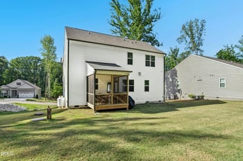 102 Red Dog Dr, Louisburg, NC 27549