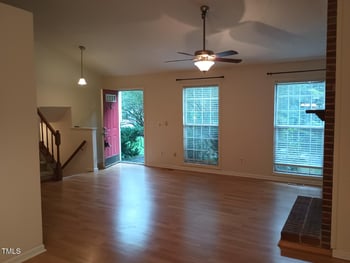 102 Redgate Dr, Cary, NC 27513