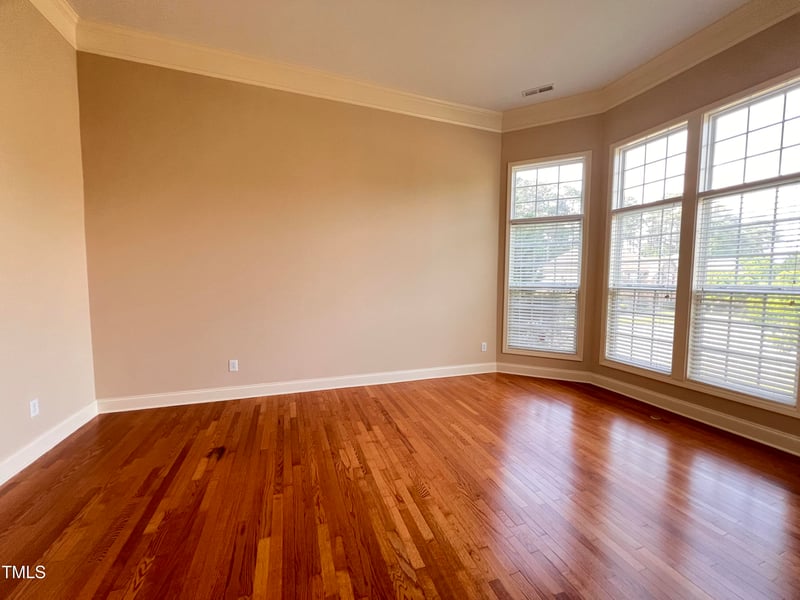 102 Revere Forest Ct, Cary, NC 27519