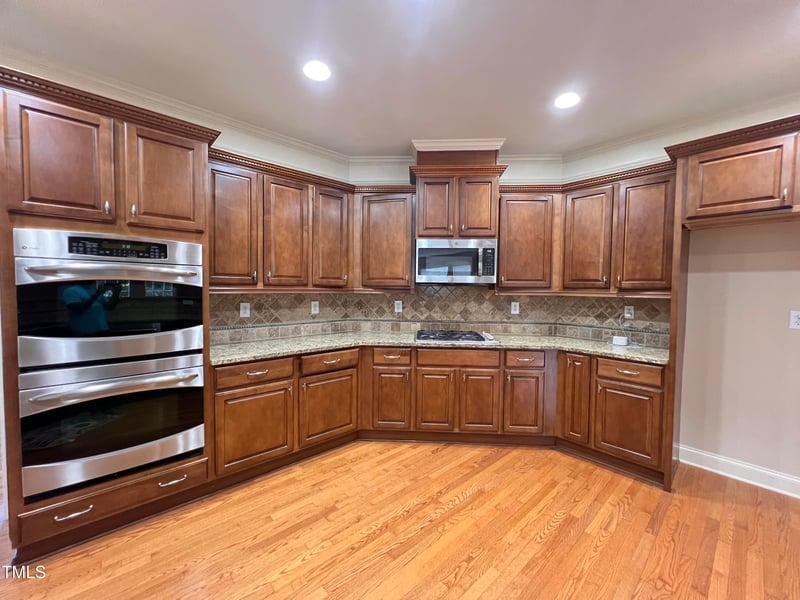 102 Revere Forest Ct, Cary, NC 27519