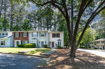 102 Rosebrooks Dr, Cary, NC 27513