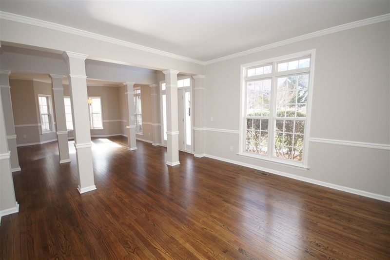 102 Running Creek Rd, Cary, NC 27518